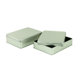 Blechverpackungen: rechteckige,  Stülpdeckeldose aus Weißblech. Metallverpackung