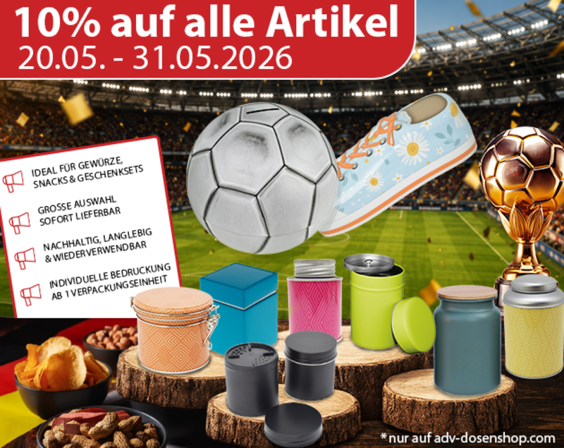 Banner zur Fußball-WM 2026 mit bedruckten Weißblechdosen, Metallverpackungen und Hinweis auf die 10 % Sommeraktion von ADV PAX Lutec für BBQ, Public Viewing und Promotion-Aktionen.