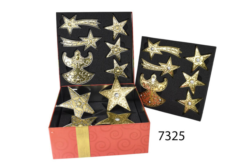 Weihnachtlicher Baumschmuck aus Metall im Set mit goldfarbenen Sternen, Sternschnuppen und Engeln in Geschenkbox