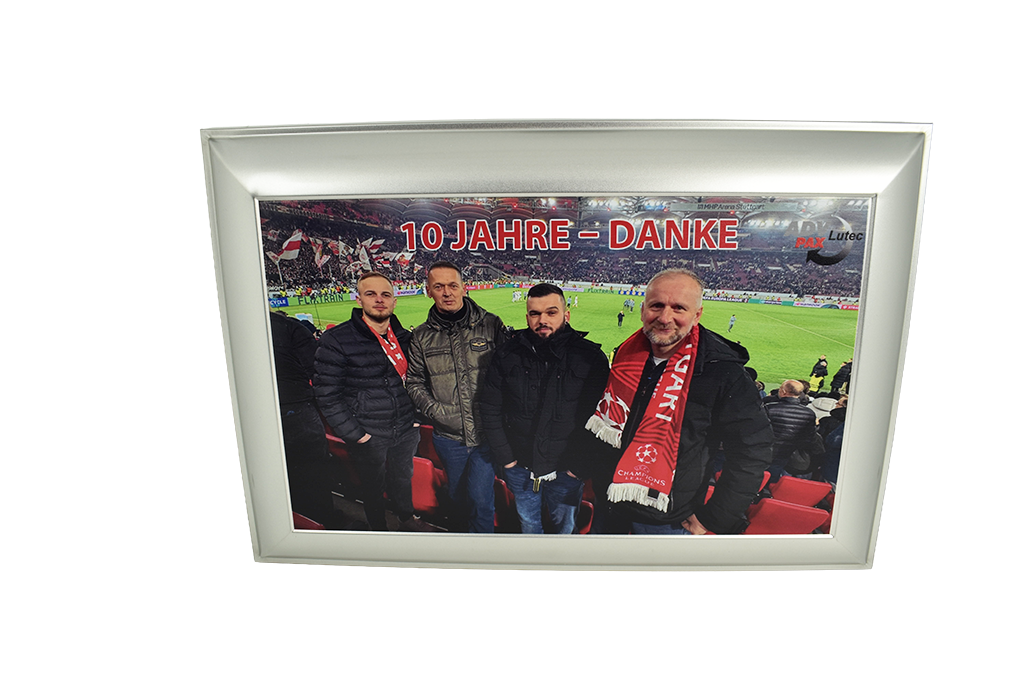 Personalisierte Dose mit Digitaldruck als Geschenk für den Mitarbeiter zum Jubiläum bei ADV PAX Lutec GmbH